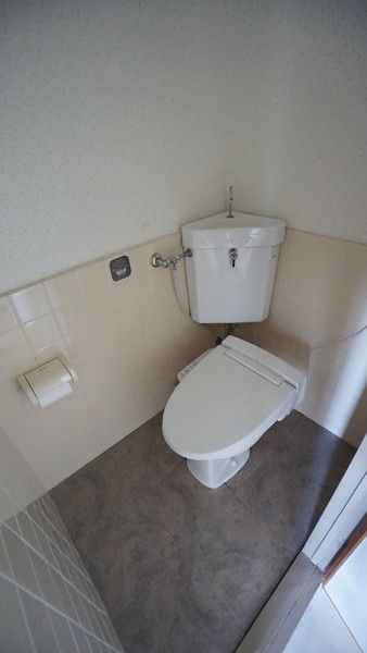 【トイレ】　温水洗浄暖房便座新規設置しました！